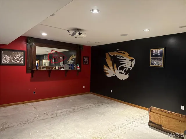 $759,999 | 16055 South J D Sapp Road, Hartsburg, MO 65039