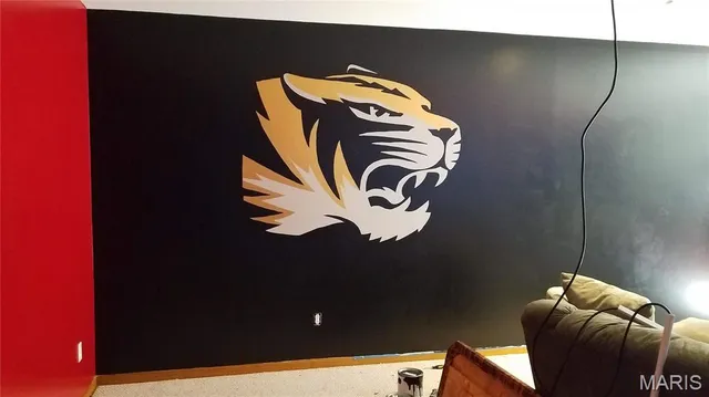 $749,000 | 16055 South J D Sapp Road, Hartsburg, MO 65039