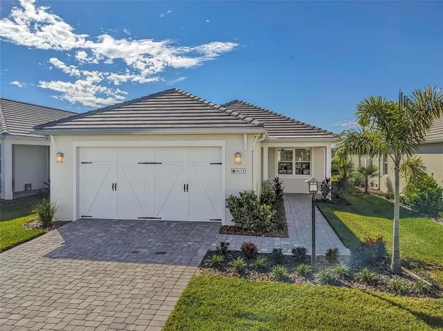 $2,845 | 8125 Sternway Road, Sarasota, FL 34240
