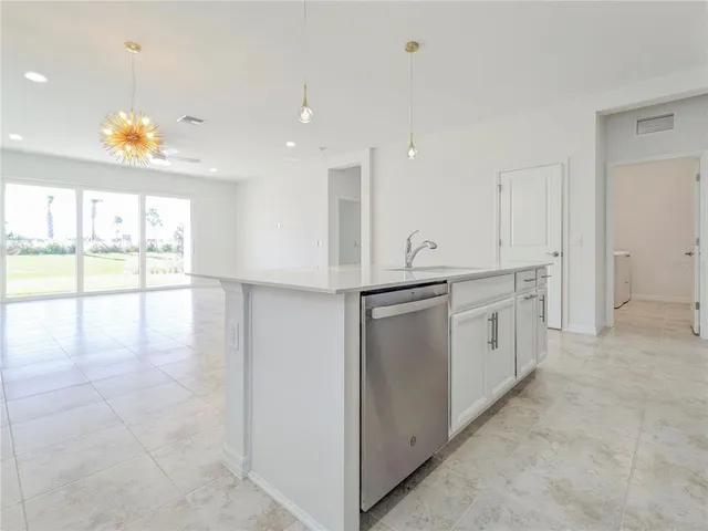 $2,845 | 8125 Sternway Road, Sarasota, FL 34240