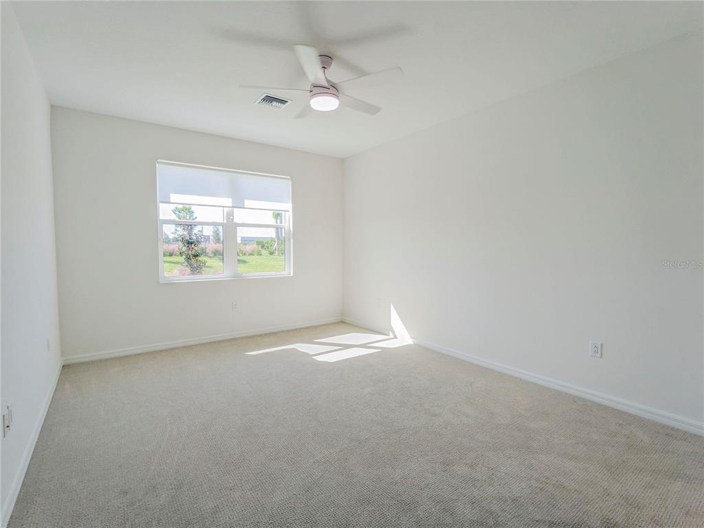 8125 Sternway Road Sarasota, FL 34240 - Photo 13 of 49