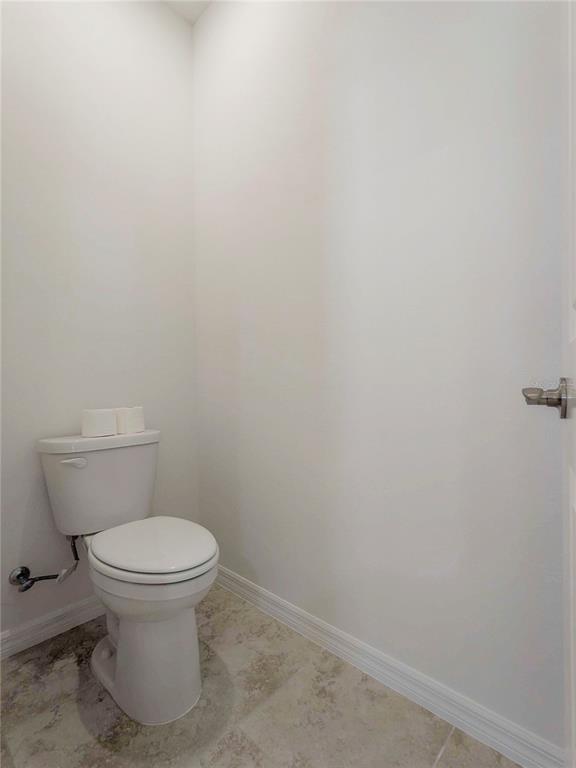 8125 Sternway Road Sarasota, FL 34240 - Photo 19 of 49