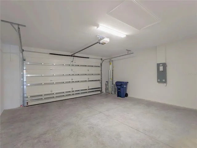 $2,845 | 8125 Sternway Road, Sarasota, FL 34240