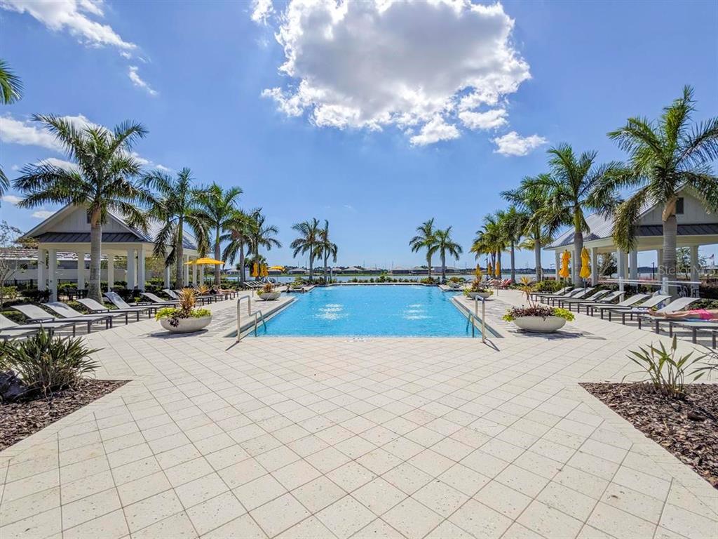 8125 Sternway Road Sarasota, FL 34240 - Photo 31 of 49