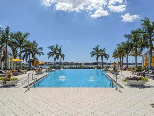 $2,845 | 8125 Sternway Road, Sarasota, FL 34240