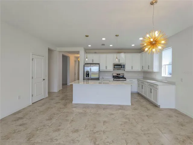 $2,845 | 8125 Sternway Road, Sarasota, FL 34240