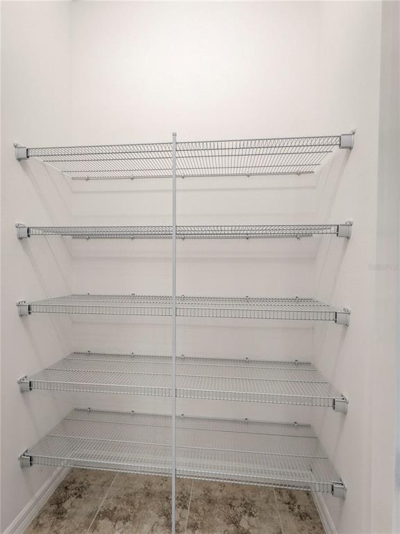 8125 Sternway Road Sarasota, FL 34240 - Photo 10 of 49