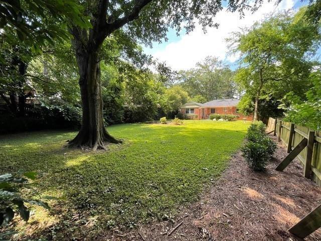 571 Wimbledon Road Northeast Atlanta, GA 30324 - Photo 5 of 27 Gallery Image 5