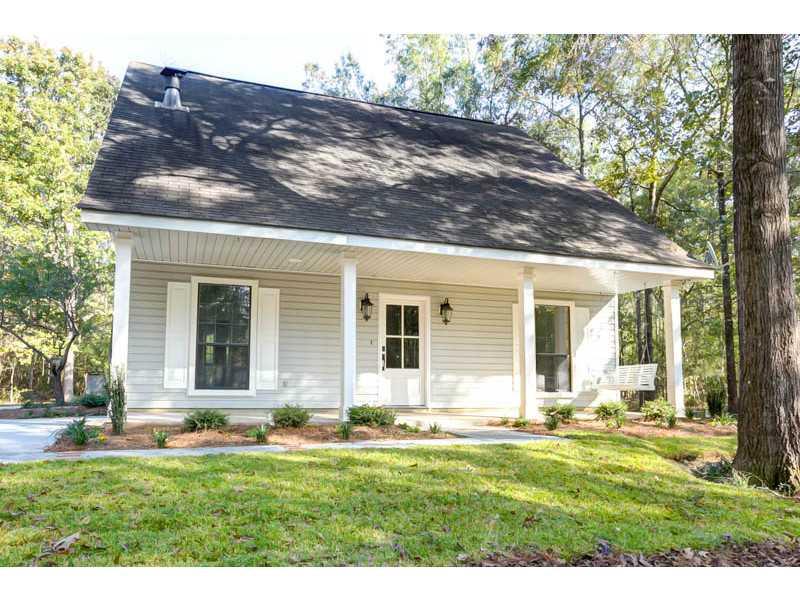 190 Perrilloux Road Madisonville, LA 70447 - Photo 1 of 24 Gallery Image 1