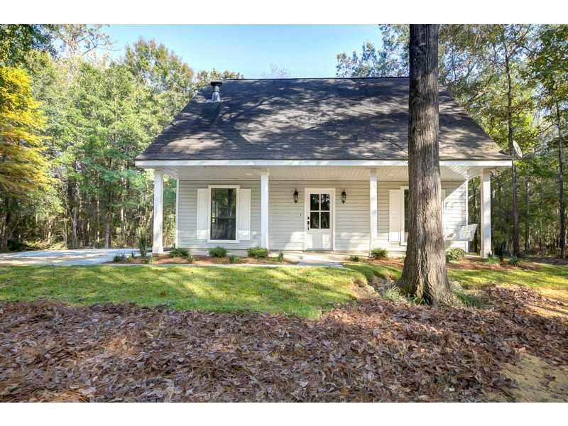 190 Perrilloux Road Madisonville, LA 70447 - Photo 2 of 24 Gallery Image 2