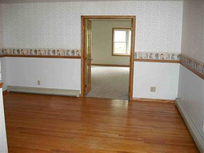 4030 South Vassar Road Burton, MI 48519 - Photo 9 of 14 20189660-8.JPG