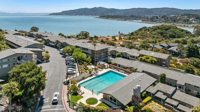 $879,000 | 10 Andrew Drive, Unit 61, Tiburon, CA 94920