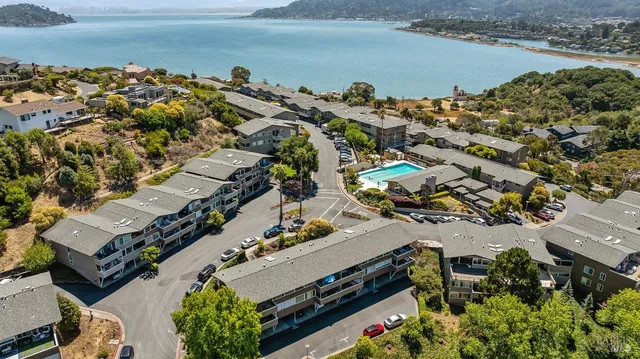 $879,000 | 10 Andrew Drive, Unit 61, Tiburon, CA 94920