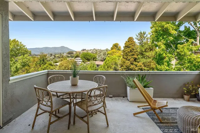 $879,000 | 10 Andrew Drive, Unit 61, Tiburon, CA 94920