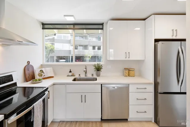 $879,000 | 10 Andrew Drive, Unit 61, Tiburon, CA 94920