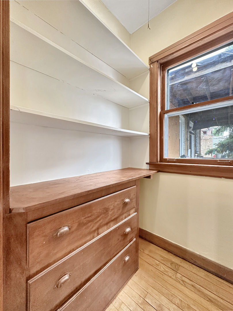 1319 North Ridgeway Avenue Chicago, IL 60651 - Photo 18 of 44 Gallery Image 18