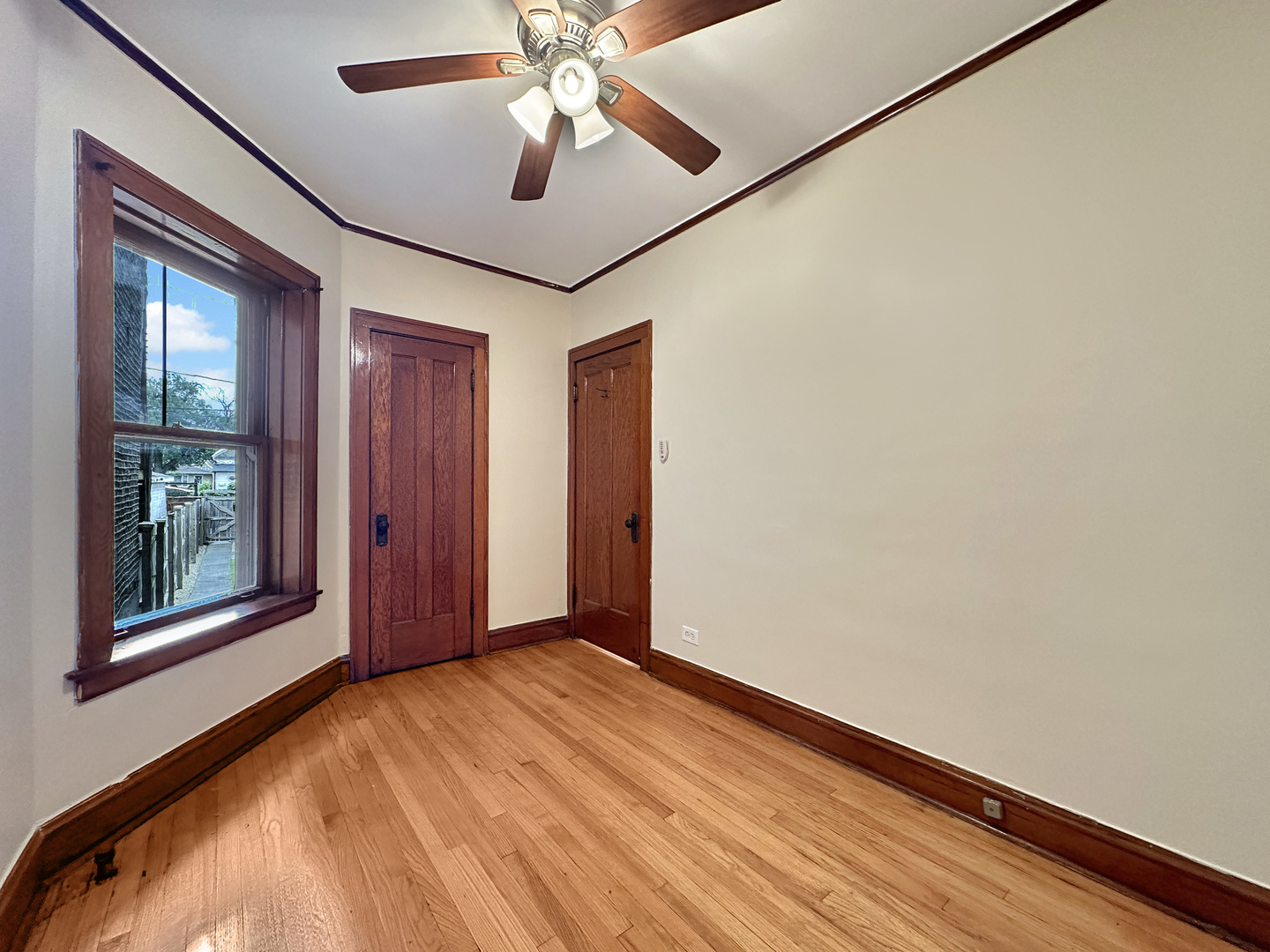1319 North Ridgeway Avenue Chicago, IL 60651 - Photo 26 of 44 Gallery Image 26