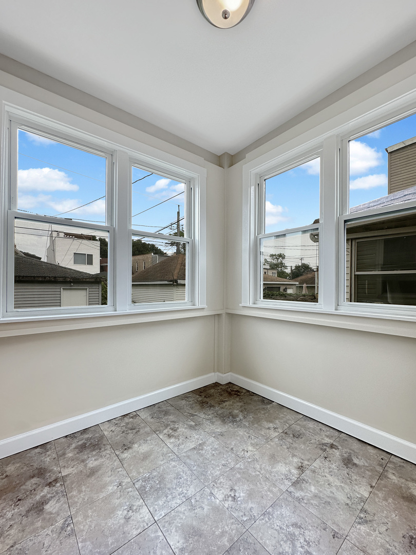 1319 North Ridgeway Avenue Chicago, IL 60651 - Photo 29 of 44 Gallery Image 29
