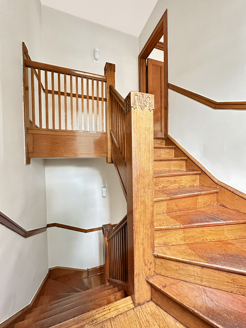 1319 North Ridgeway Avenue Chicago, IL 60651 - Photo 32 of 44 Gallery Image 32