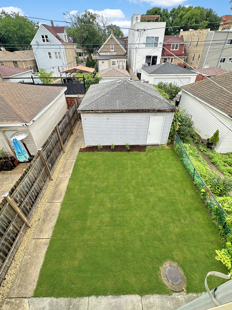 1319 North Ridgeway Avenue Chicago, IL 60651 - Photo 39 of 44 Gallery Image 39