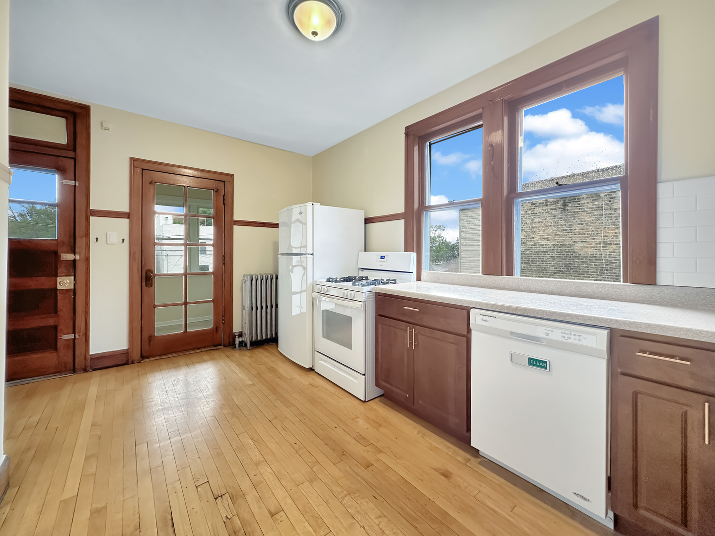 1319 North Ridgeway Avenue Chicago, IL 60651 - Photo 9 of 44 Gallery Image 9