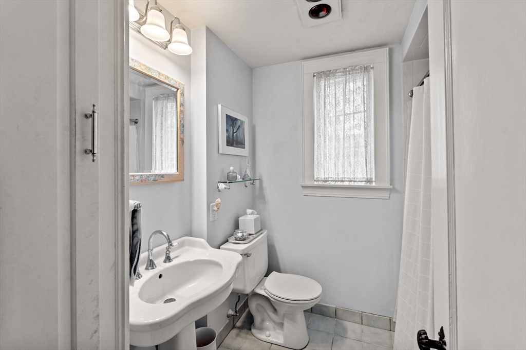 2 Cedar Street Marblehead, MA 01945 - Photo 20 of 30