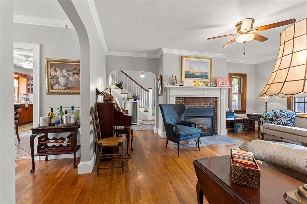 2 Cedar Street Marblehead, MA 01945 - Photo 8 of 30