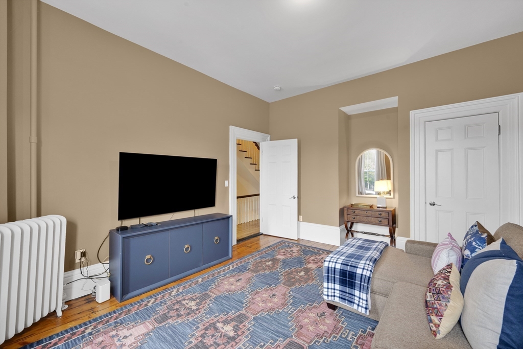 27 Mattoon Street Springfield, MA 01105 - Photo 20 of 37