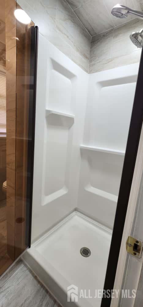 7 Stradford Road Sayreville, NJ 08859 - Photo 21 of 38