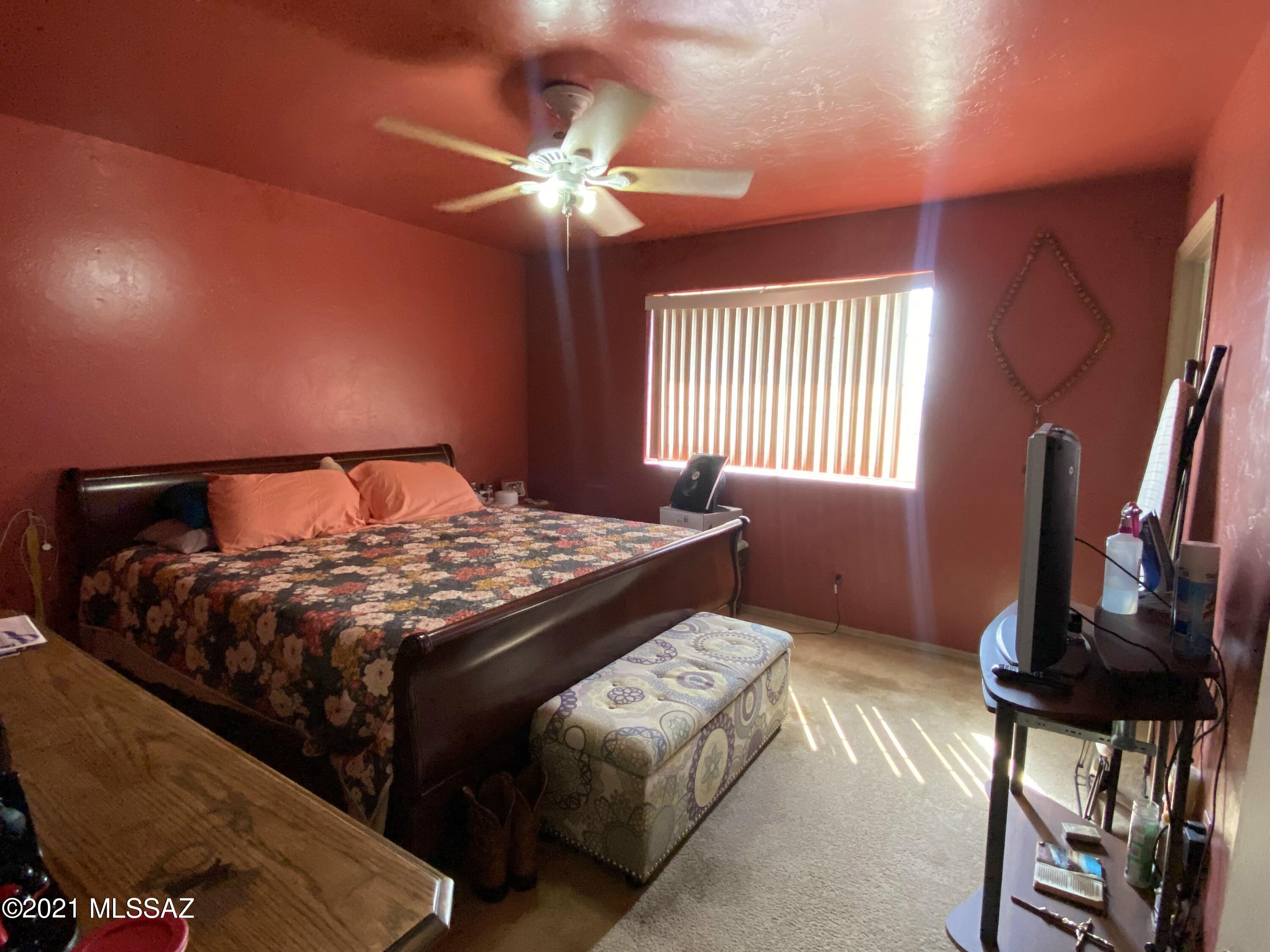 950 Forja Court Rio Rico, AZ 85648 - Photo 11 of 16