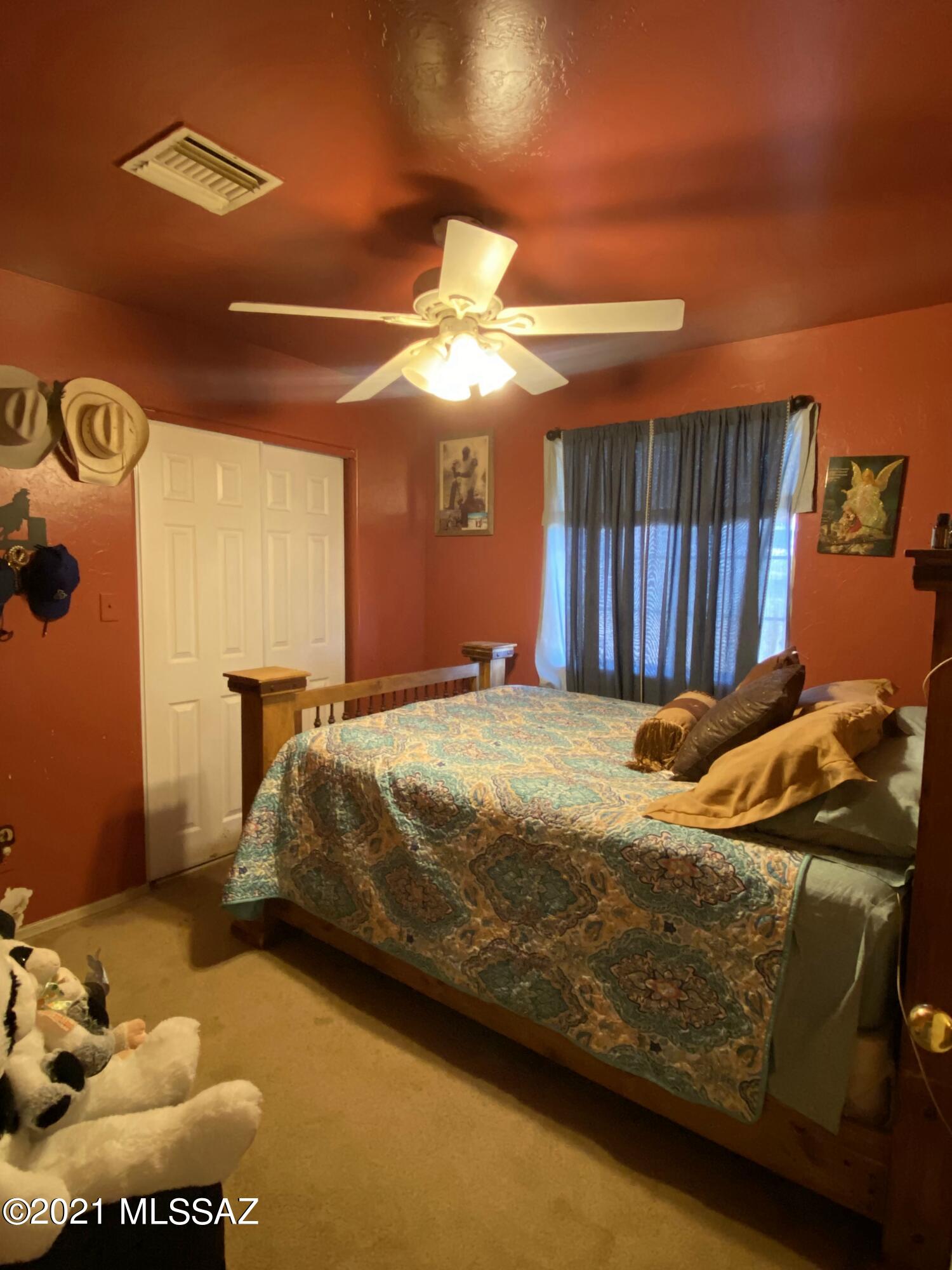 950 Forja Court Rio Rico, AZ 85648 - Photo 8 of 16