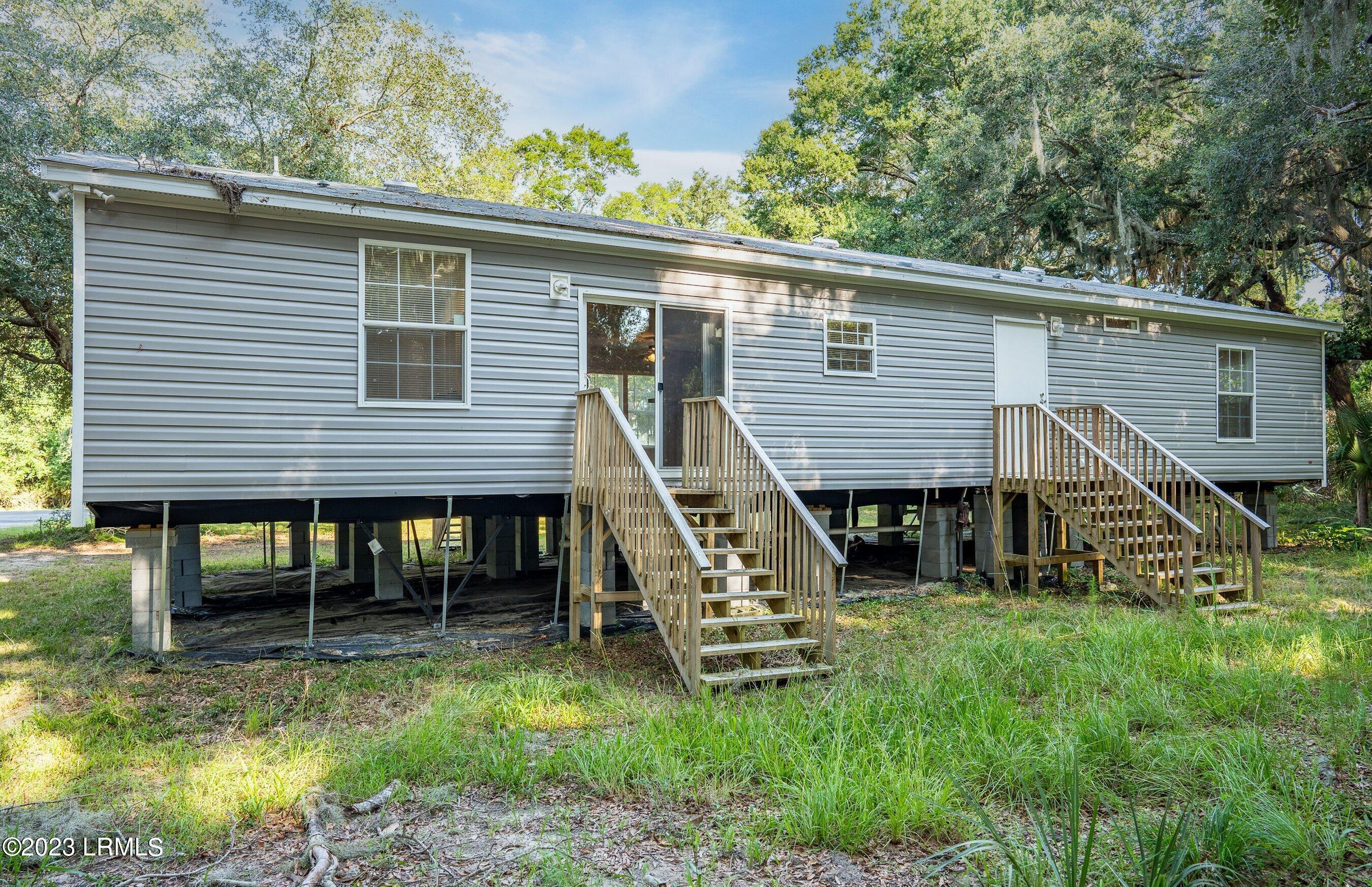 97 State Rd S-7-165 St. Helena Island, SC 29920 - Photo 16 of 26 DSC02571-HDR-1.jpg-SMALL