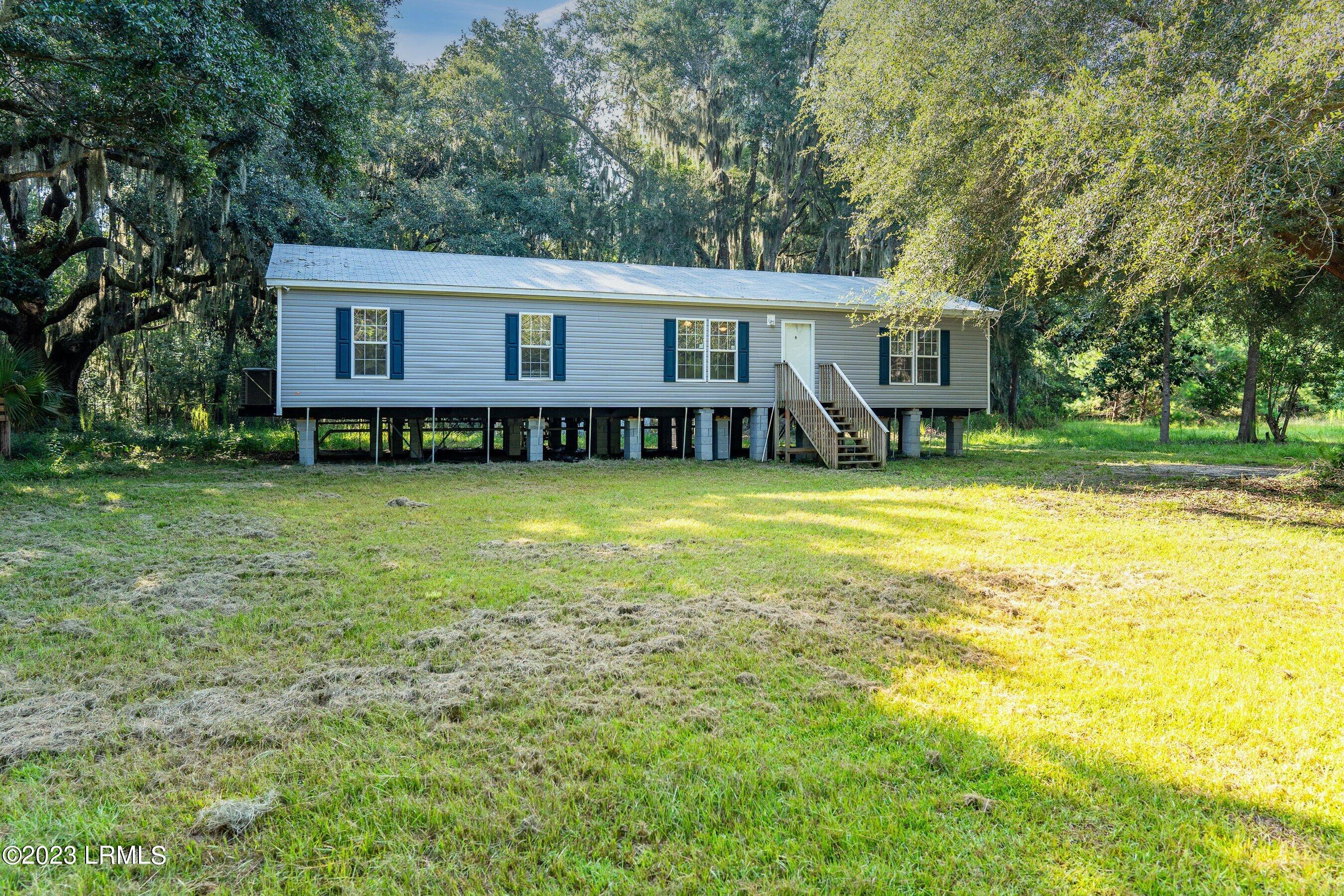 97 State Rd S-7-165 St. Helena Island, SC 29920 - Photo 2 of 26 DSC02558-1.jpg-SMALL