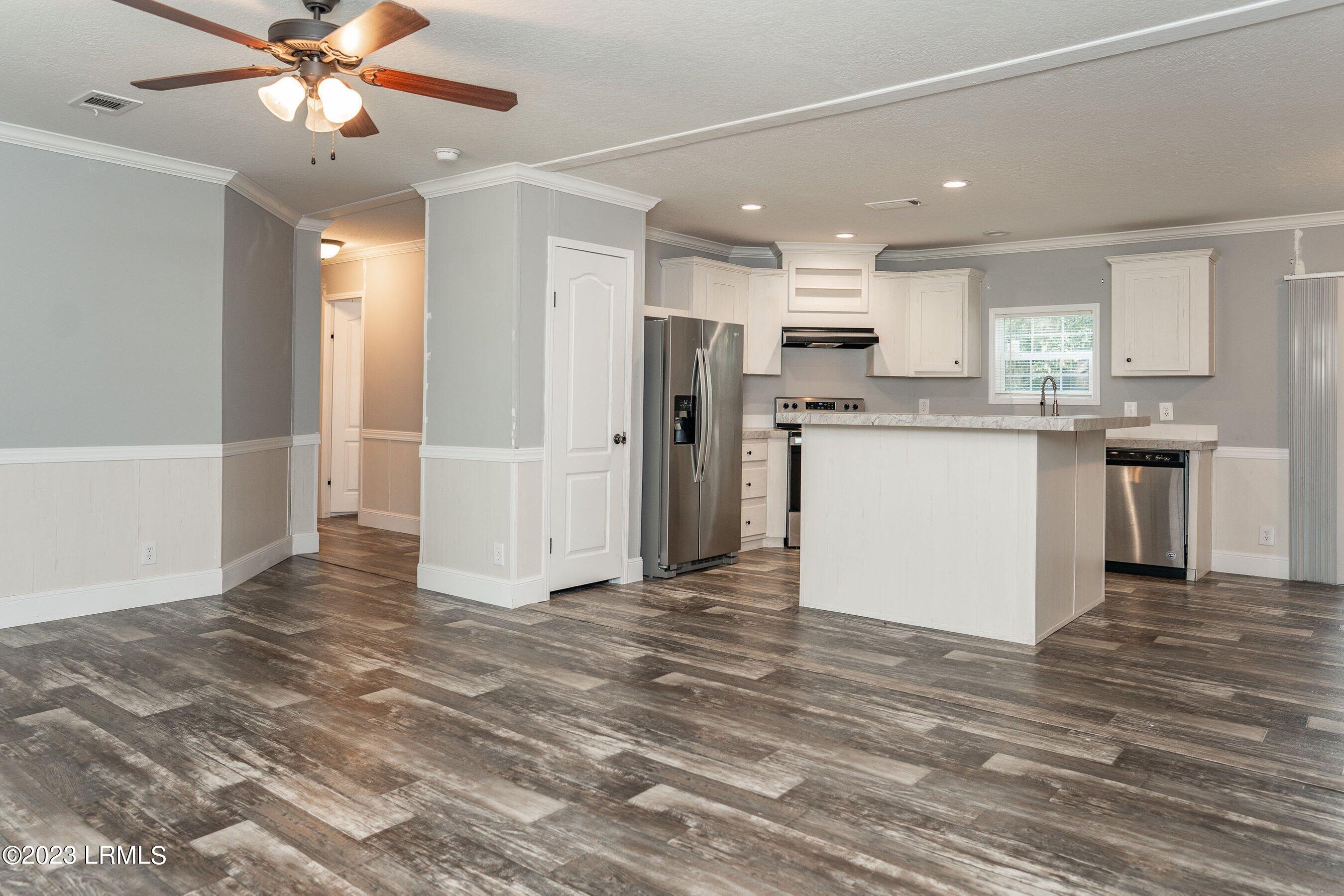 97 State Rd S-7-165 St. Helena Island, SC 29920 - Photo 3 of 26 DSC02573-1.jpg-SMALL