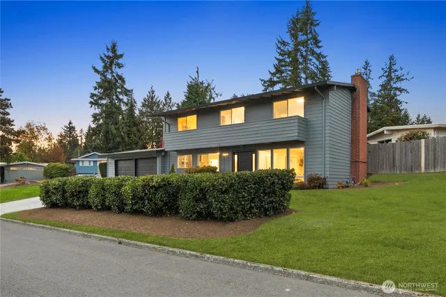 $1,550,000 | 16802 Northeast 6th Place, Bellevue, WA 98008