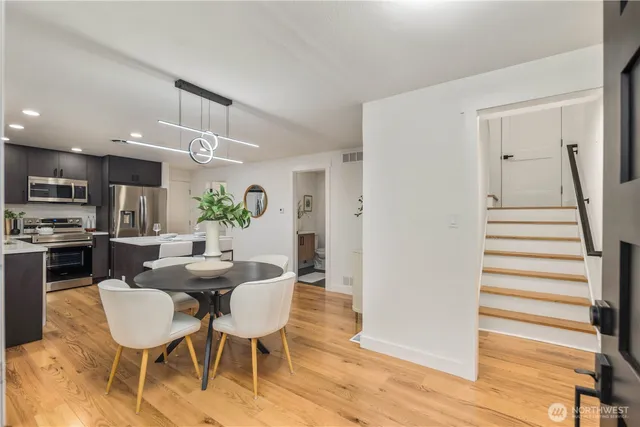 $1,550,000 | 16802 Northeast 6th Place, Bellevue, WA 98008