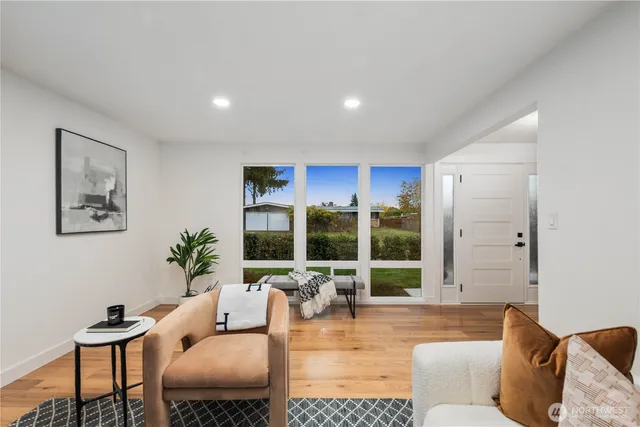 $1,550,000 | 16802 Northeast 6th Place, Bellevue, WA 98008