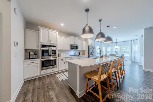 $595,000 | 1059 Willow Grove Lane, Clover, SC 29710