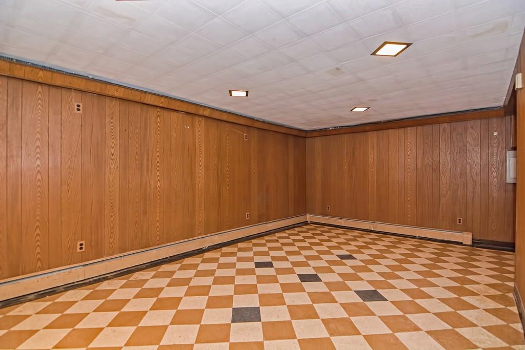 12 Roman Road Woburn, MA 01801 - Photo 28 of 42