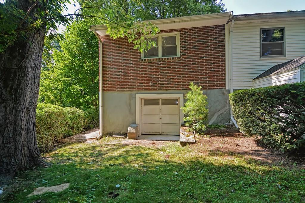 12 Roman Road Woburn, MA 01801 - Photo 39 of 42