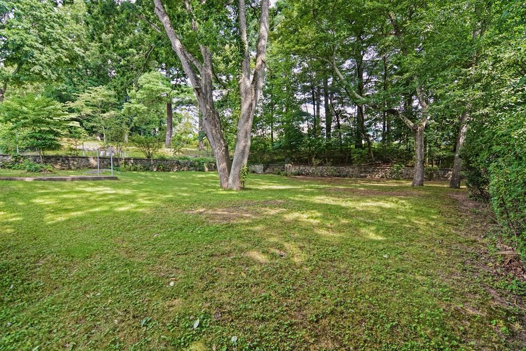 12 Roman Road Woburn, MA 01801 - Photo 5 of 42