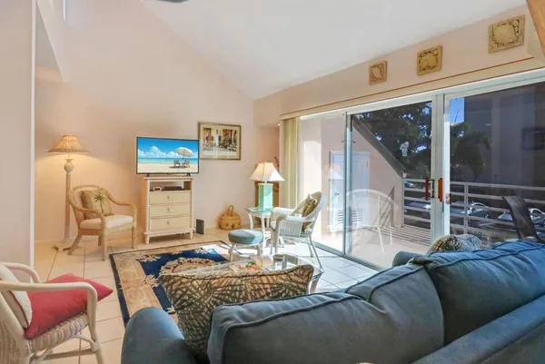 $2,250 | 1605 Highway 1, Unit M2215, Jupiter, FL 33477