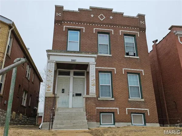 $1,100 | 3807 Potomac Street, Unit 1, St. Louis, MO 63116