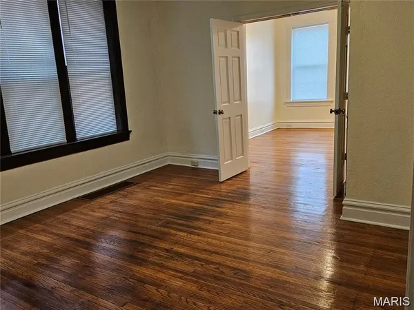 $1,100 | 3807 Potomac Street, Unit 1, St. Louis, MO 63116