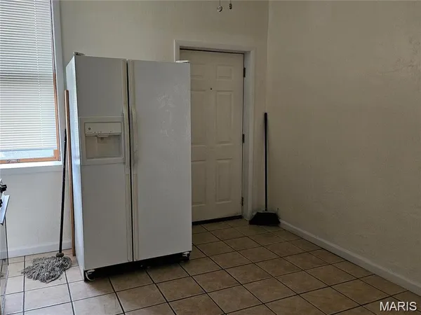 $1,100 | 3807 Potomac Street, Unit 1, St. Louis, MO 63116