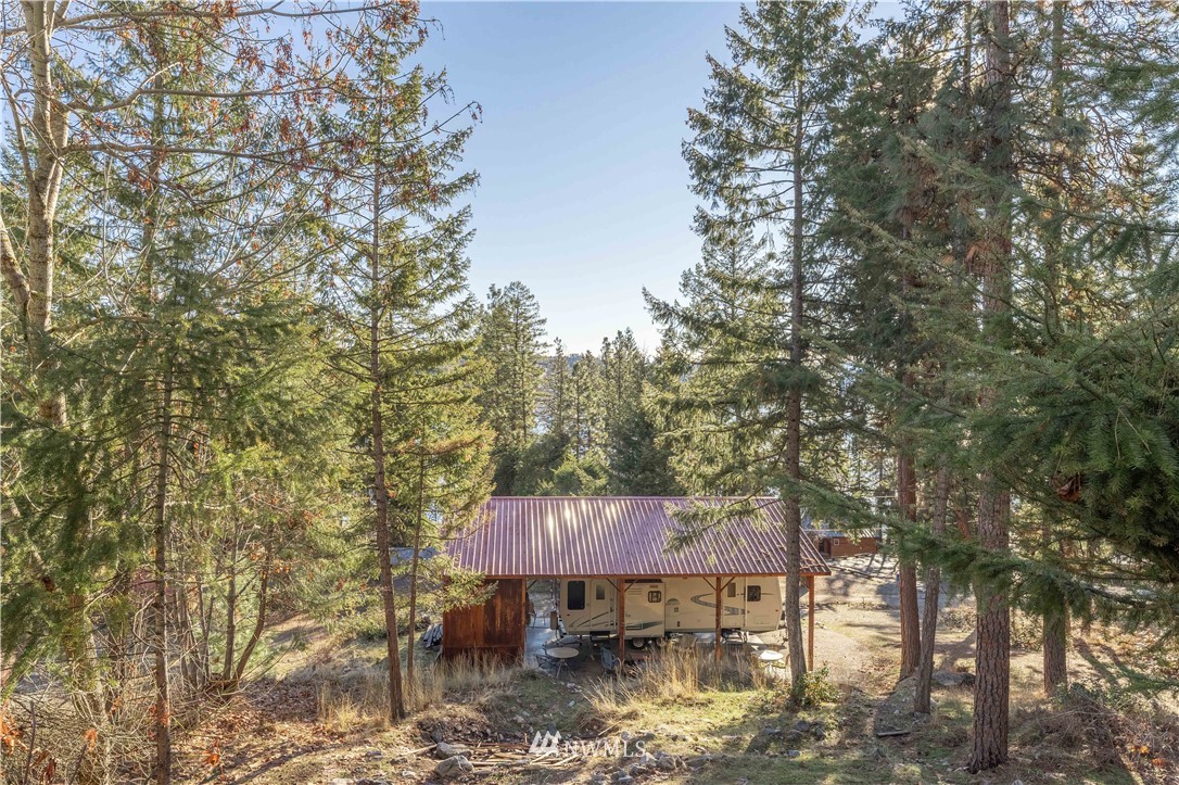11444 South Lakeshore Road Chelan, WA 98816 - Photo 12 of 40 Gallery Image 12