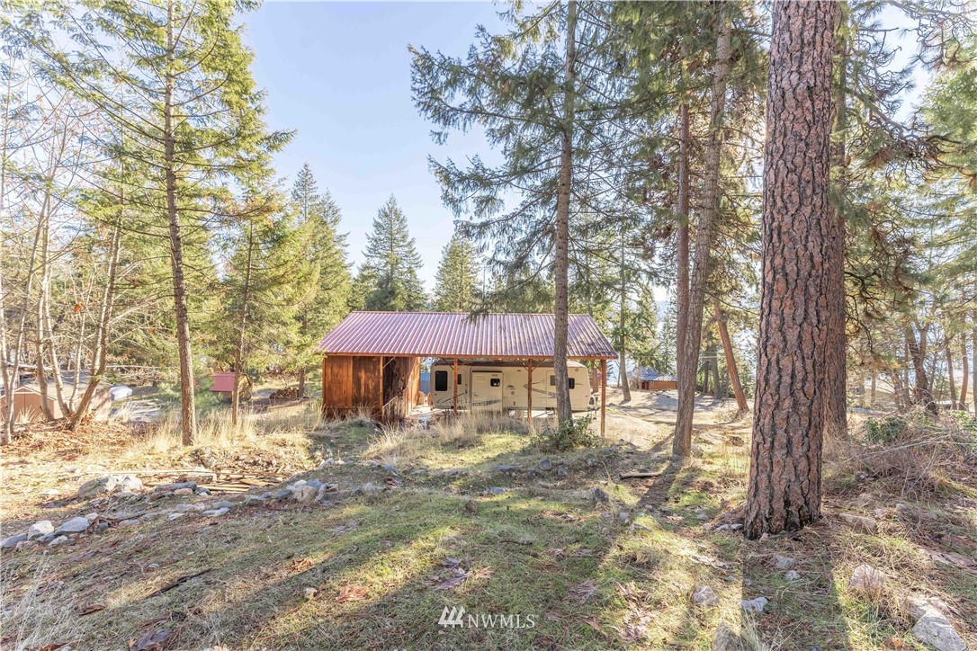 11444 South Lakeshore Road Chelan, WA 98816 - Photo 13 of 40 Gallery Image 13