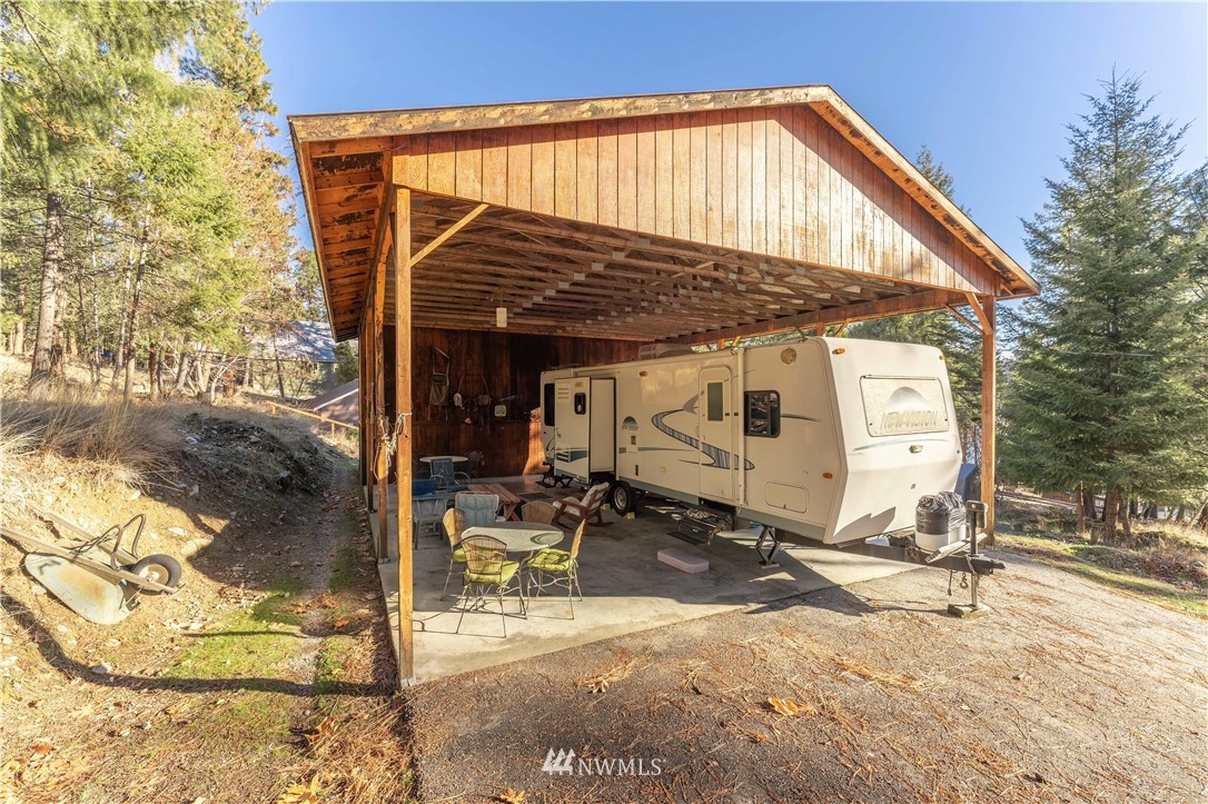 11444 South Lakeshore Road Chelan, WA 98816 - Photo 15 of 40 Gallery Image 15