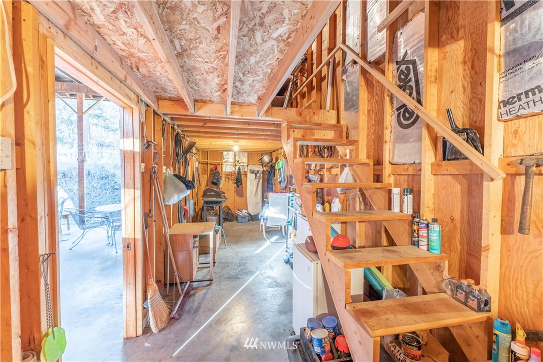 11444 South Lakeshore Road Chelan, WA 98816 - Photo 18 of 40 Gallery Image 18