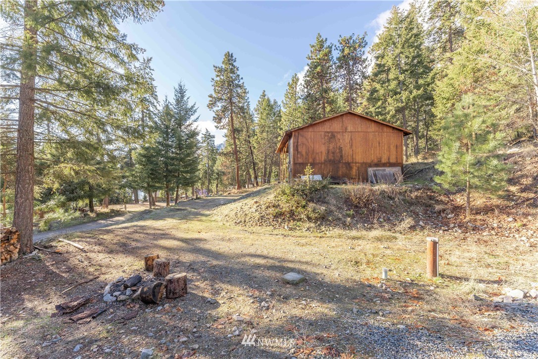 11444 South Lakeshore Road Chelan, WA 98816 - Photo 21 of 40 Gallery Image 21